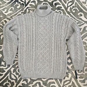 Cable knit Gray Turtleneck Sweater
